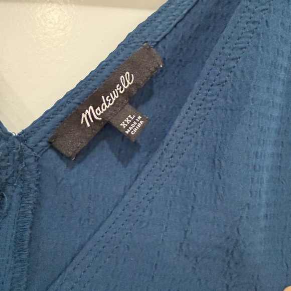 Madewell Seersucker V-Neck Peplum Top - Picture 2 of 8